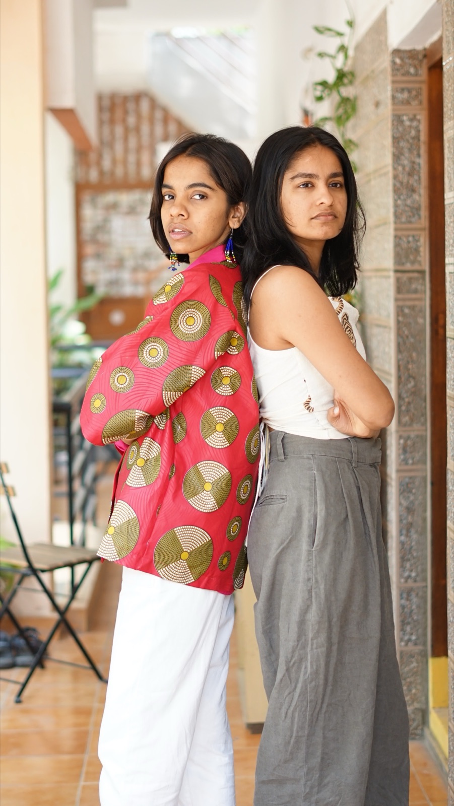 The short kimono seen from behind